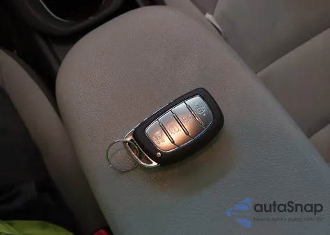 2021 Hyundai Ioniq Plug-In Hybrid Se from USA, damaged, VIN KMHC65LD5MU256281